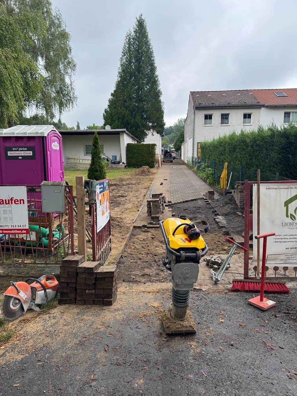 H & S Tiefbau GmbH & Co. KG - Partner für Außenanlagen, Tiefbau, Verbauarbeiten und Rohrleitungsbau in Berlin
