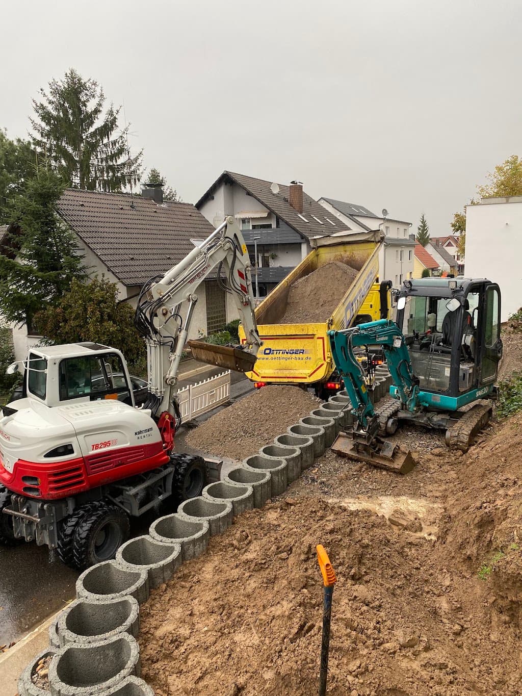 Oettinger GmbH - Tief- und Straßenbau, Erdbau & Abbruch