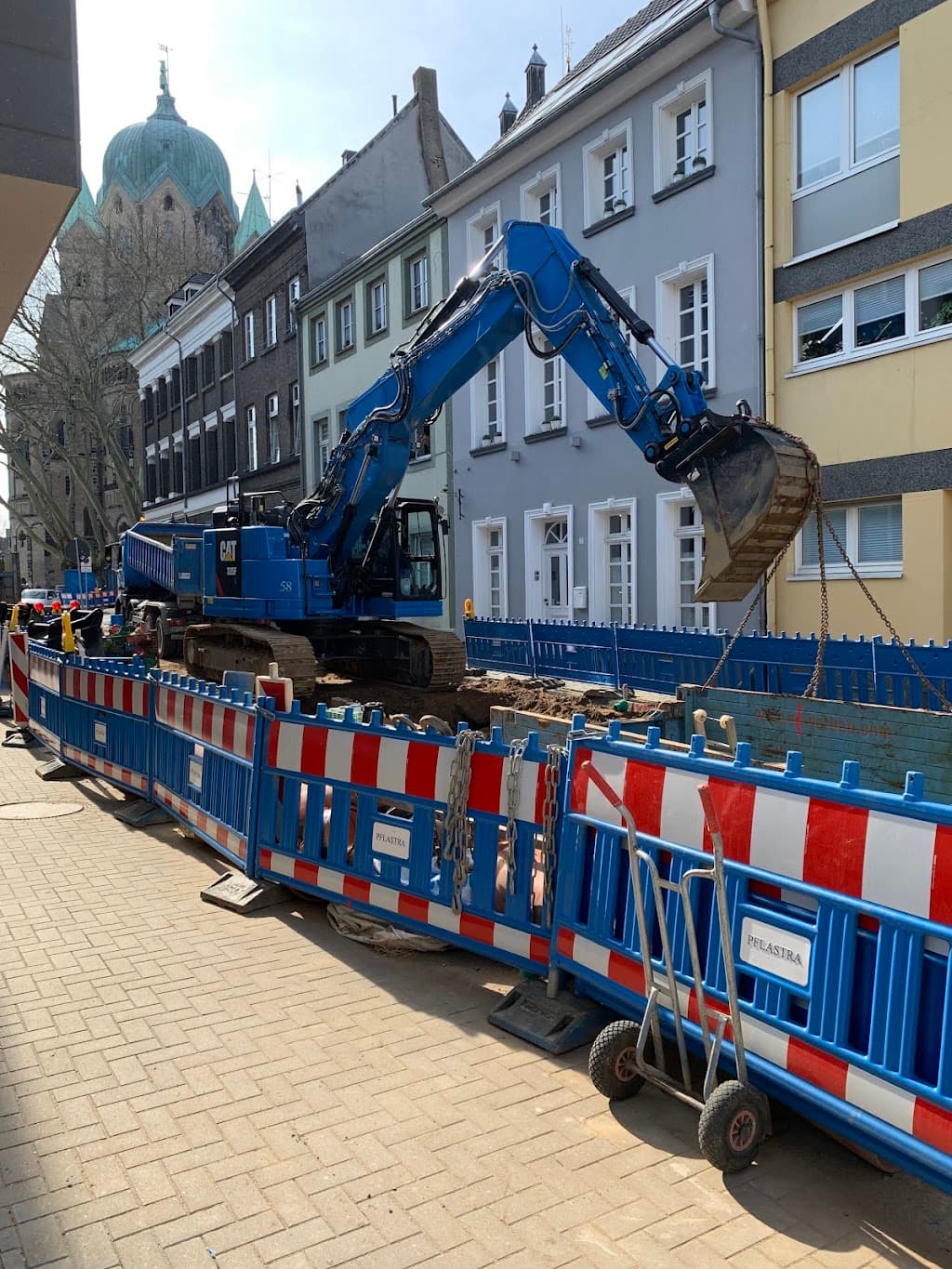 Pflastra Straßen-, Kanal- und Tiefbau GmbH